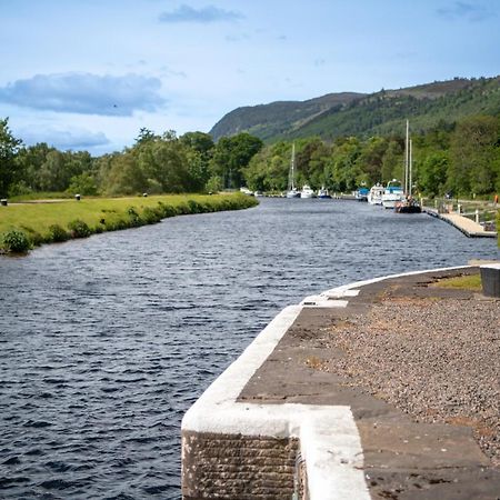 Lock Keepers Cottage, Loch Ness Cottage Collection インヴァネス エクステリア 写真